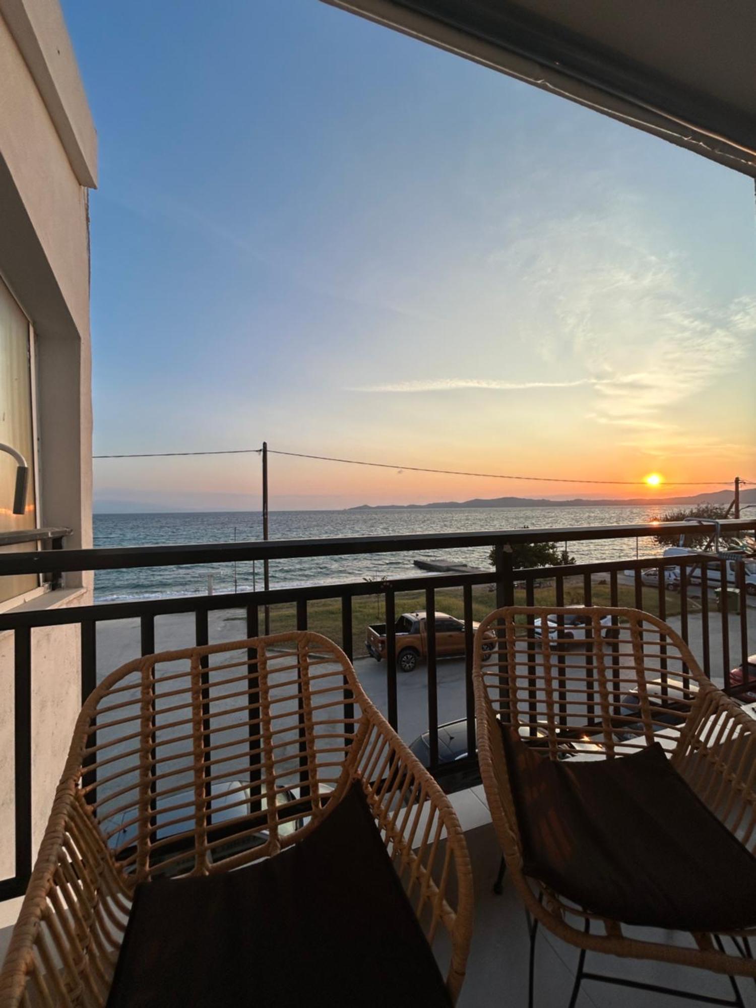 Sea View Loft Apartman Néa Róda Kültér fotó